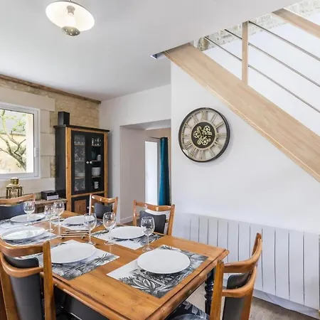 펜션 Maison Normande De Charme Avec Jardin Prive A 10 Min De Bayeux