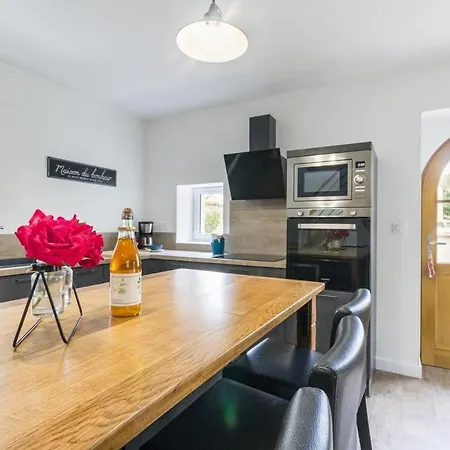 Maison Normande De Charme Avec Jardin Prive A 10 Min De Bayeux 펜션 Putot-en-Bessin