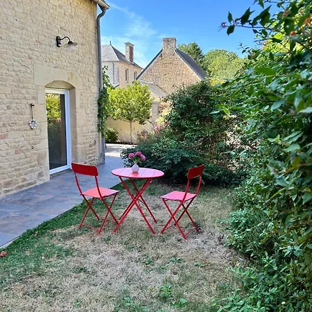 펜션 Maison Normande De Charme Avec Jardin Prive A 10 Min De Bayeux